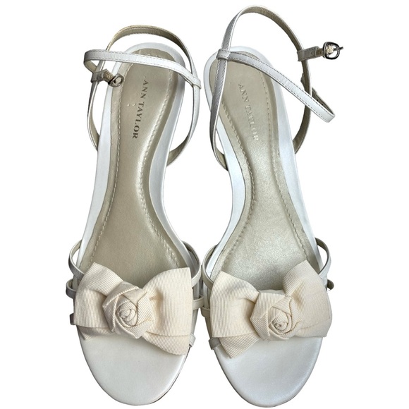 ANN TAYLOR ☆ Ivory Leather Ankle Strap Slingback Pumps ☆ Rosette Bow - Picture 2 of 6